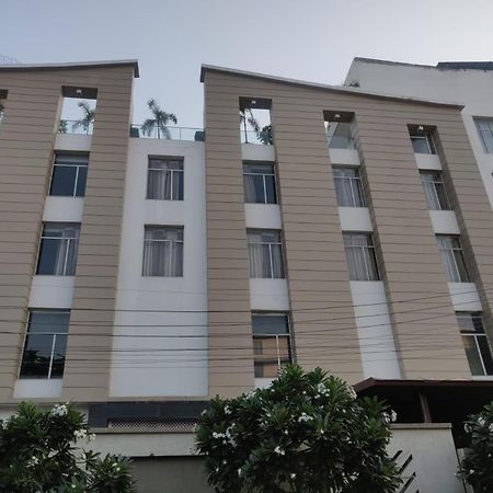 Hotel Casaya Inn Chinhat Exteriér fotografie
