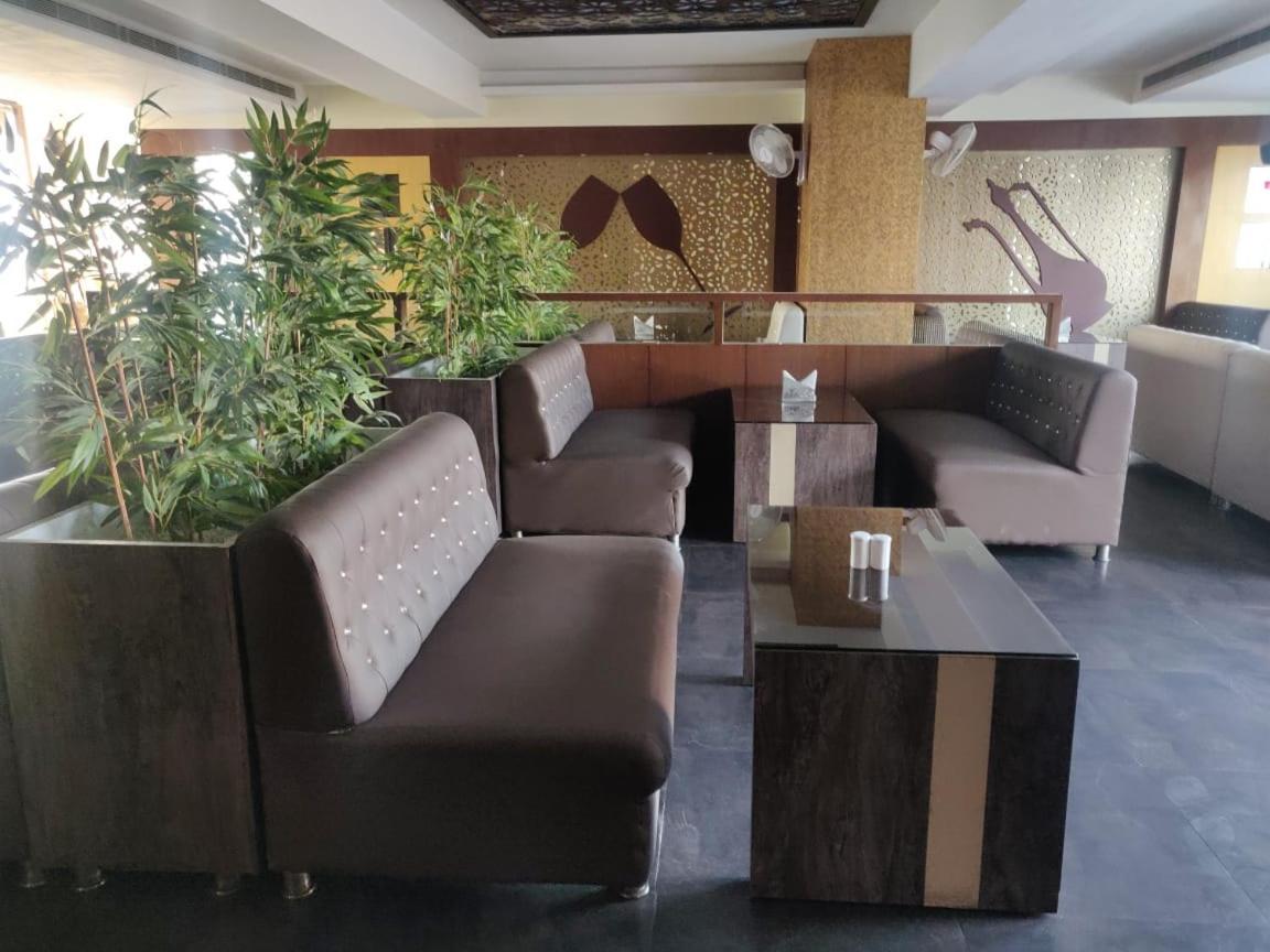 Hotel Casaya Inn Chinhat Exteriér fotografie