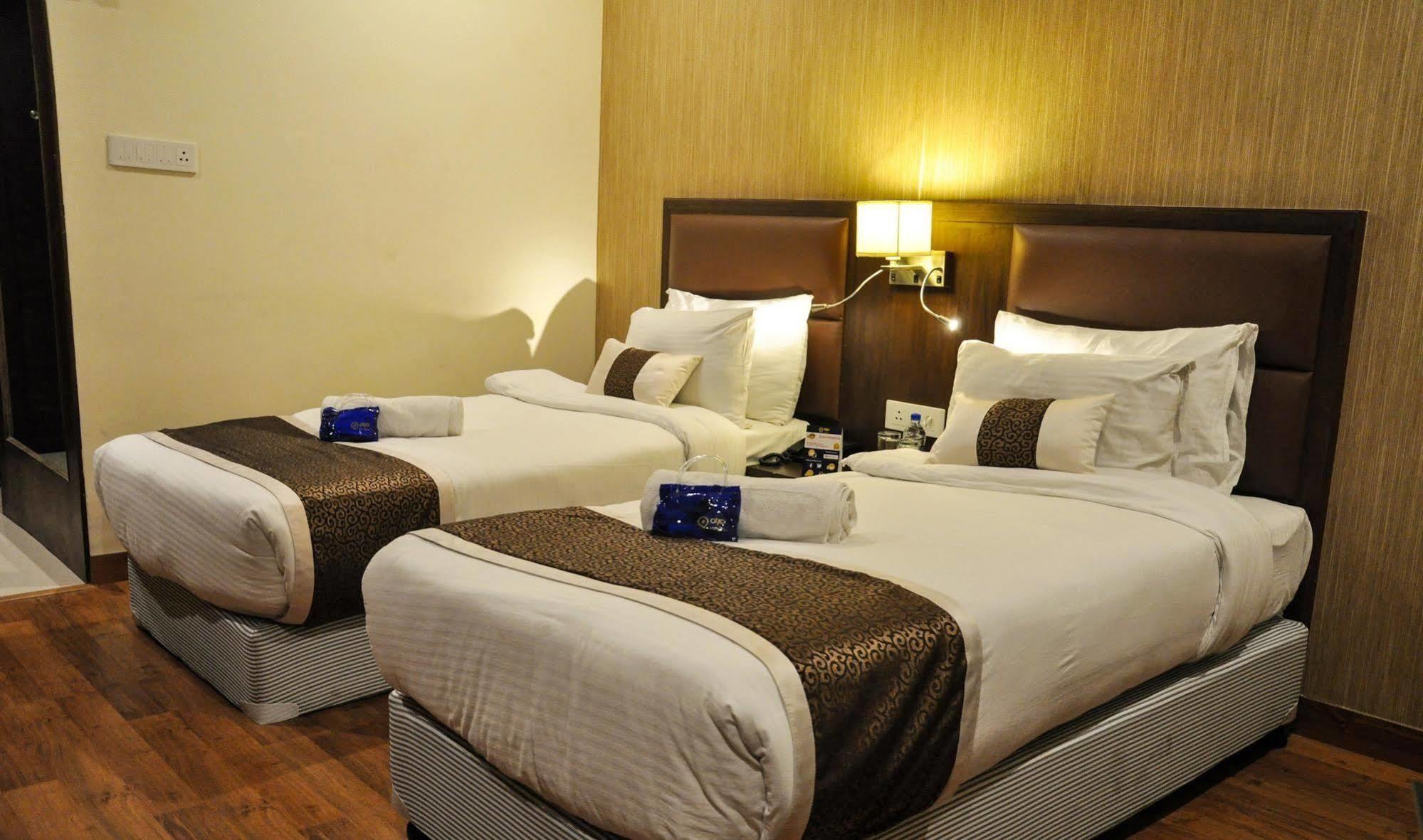 Hotel Casaya Inn Chinhat Exteriér fotografie
