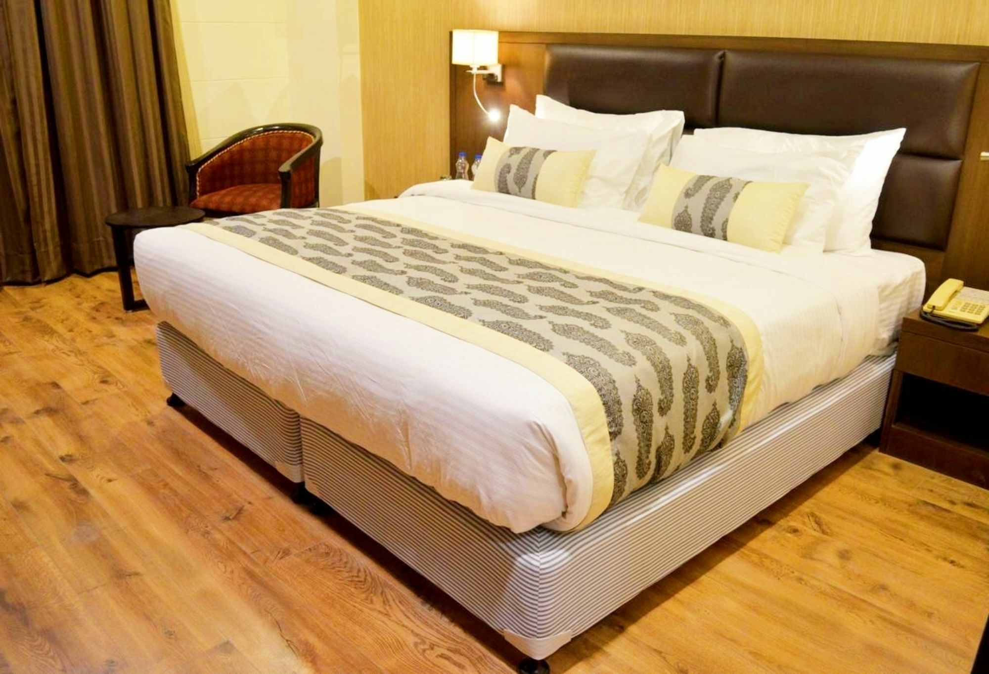 Hotel Casaya Inn Chinhat Exteriér fotografie