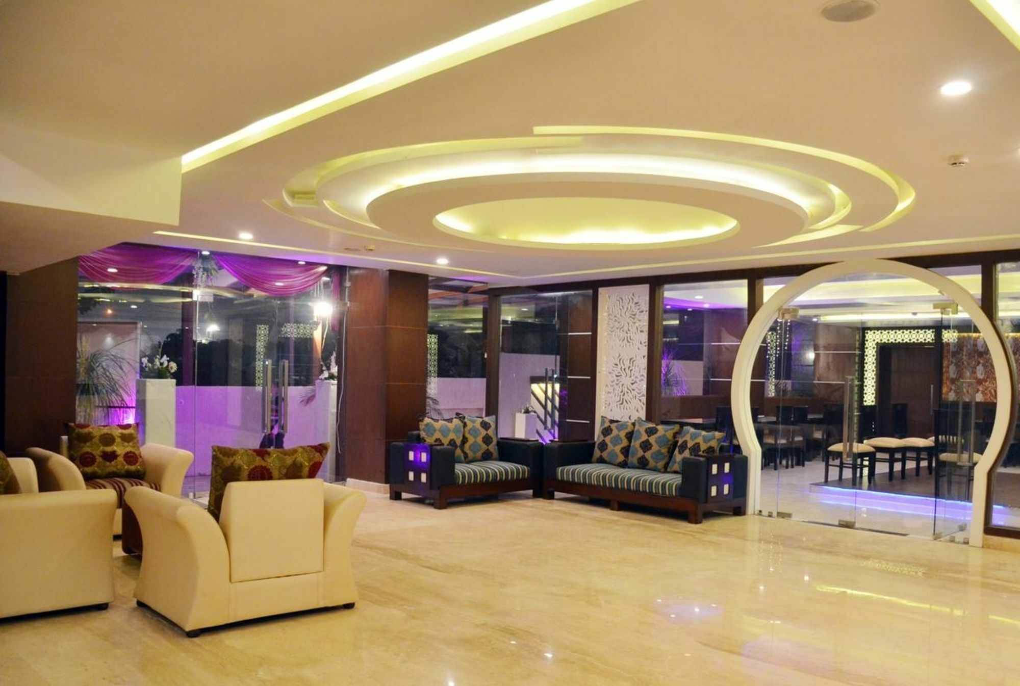 Hotel Casaya Inn Chinhat Exteriér fotografie